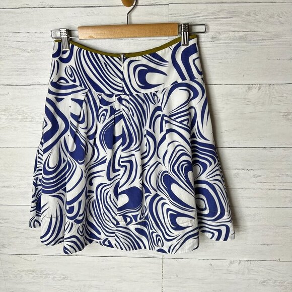 Cabi Skirt Womens Size 0 Blue & White Lombard Geo Swirl Cotton Blend Pleated - Picture 7 of 15